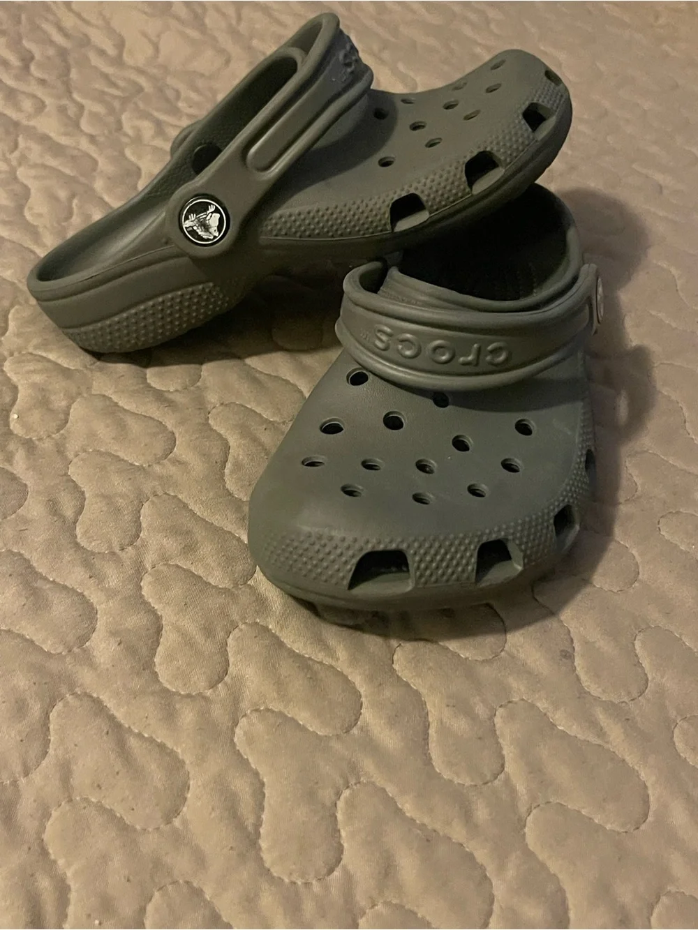 CROCS Kids Classic Clog in Grey